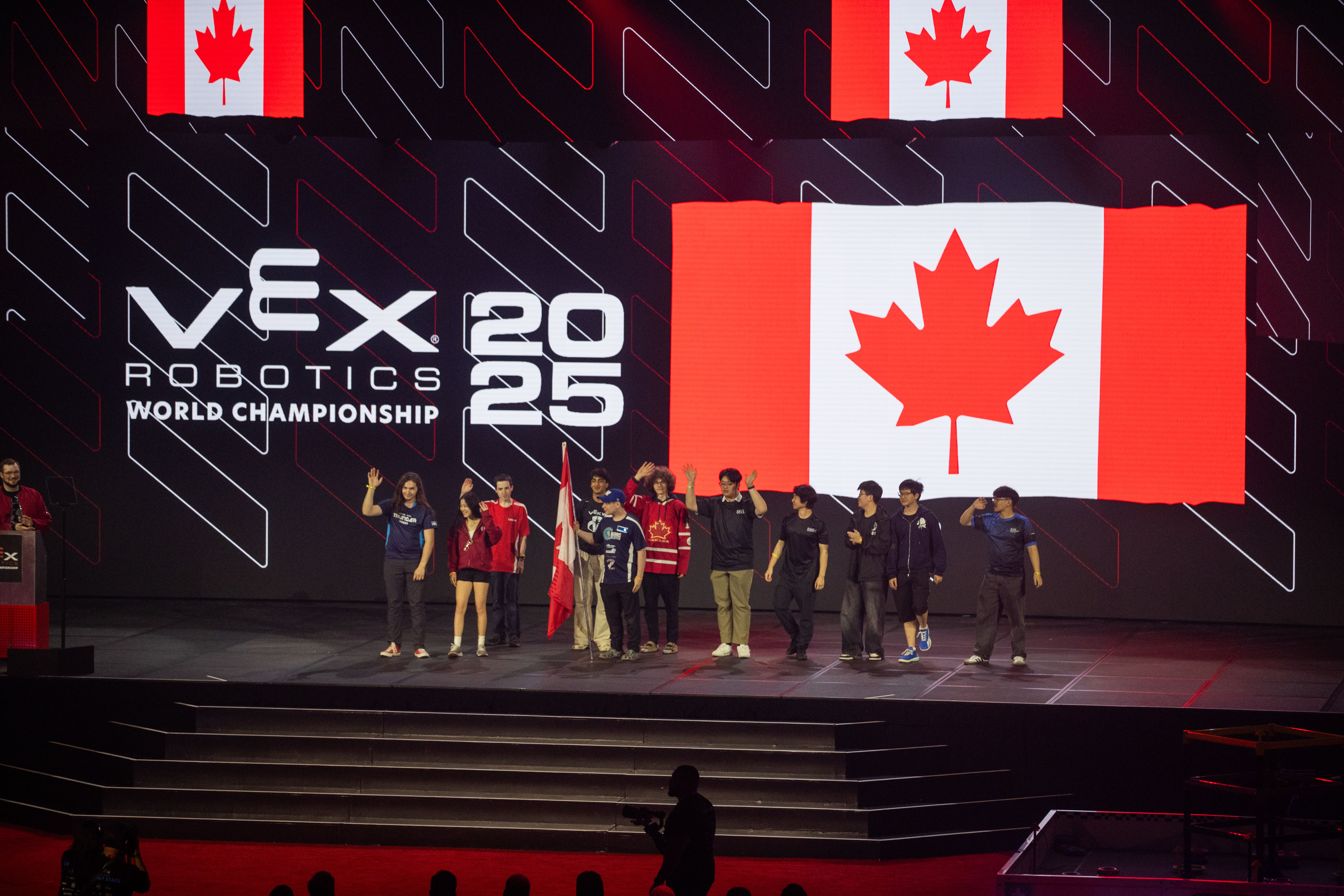 VEX V5 — High Stakes Season photo