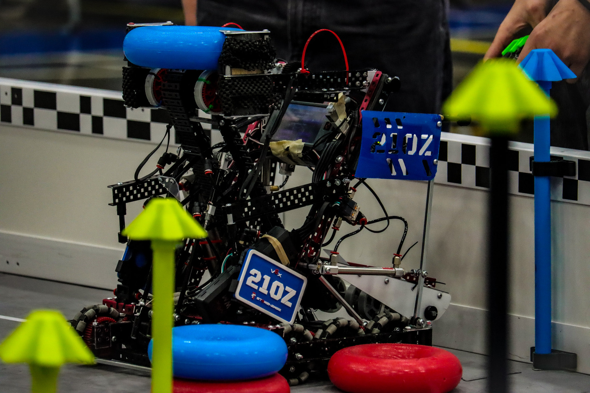 VEX V5 — High Stakes Season photo